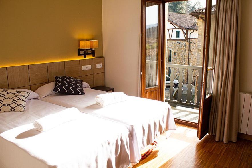 Hotel Valle De Turtzioz Zewnętrze zdjęcie